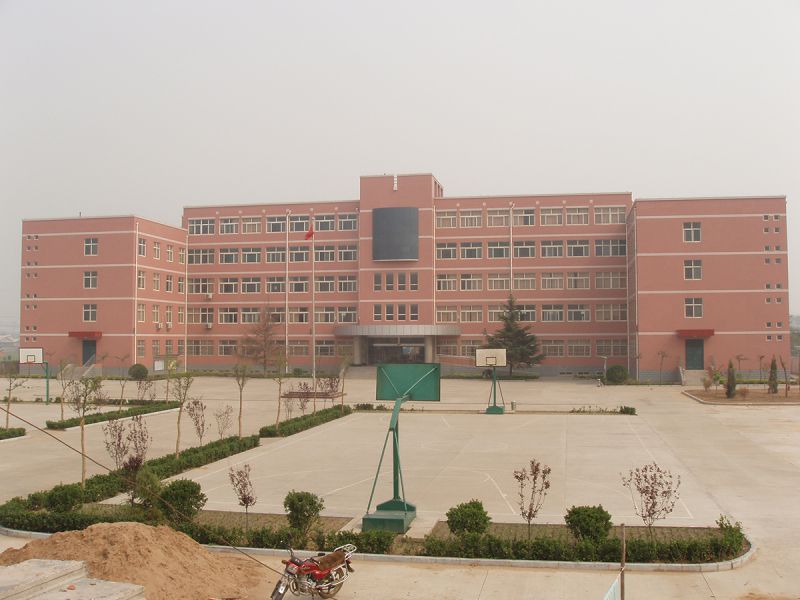 安阳市第二十五中学综合楼（2006年“中州杯”工程